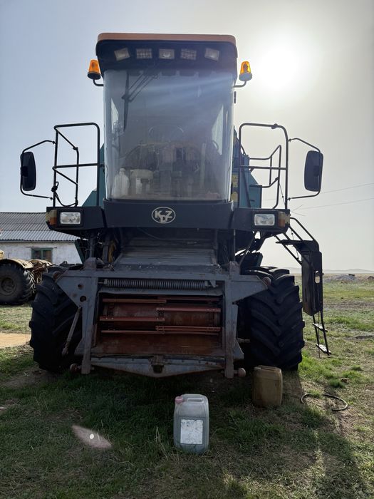 продам комбайн essil 740