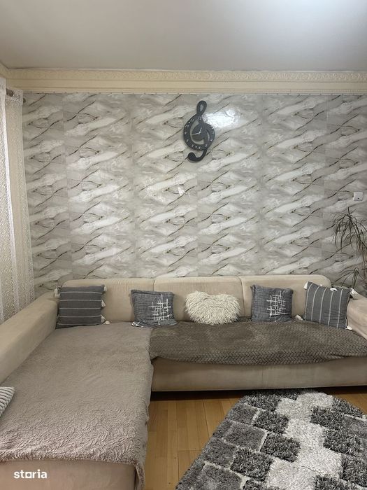 Campina - ap. 3 cam - 59000 Euro/Neg.