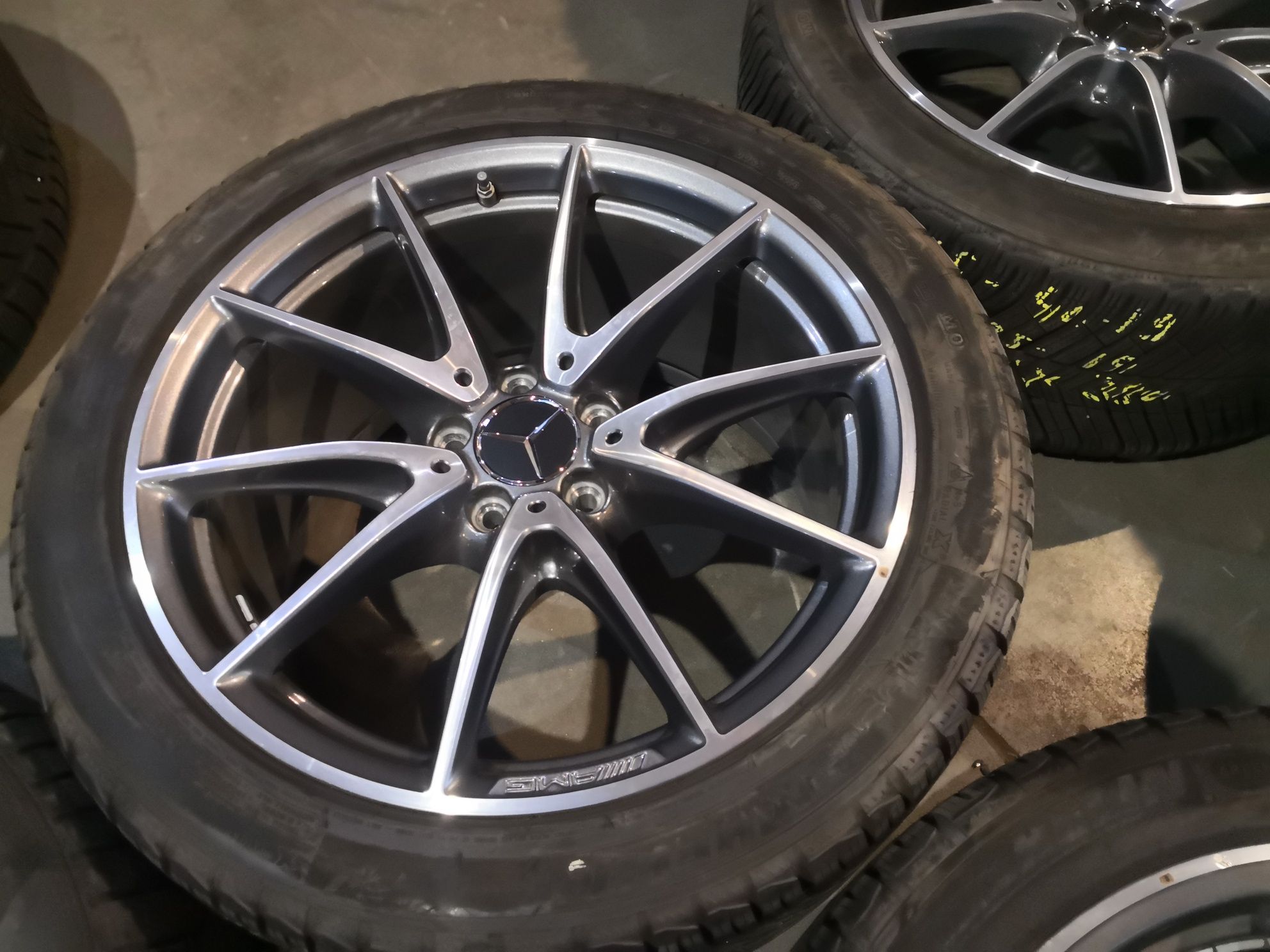 5х112 мерцедес е класа AMG 5x112 Mercedes e clasa 19 цола спорт пакет
