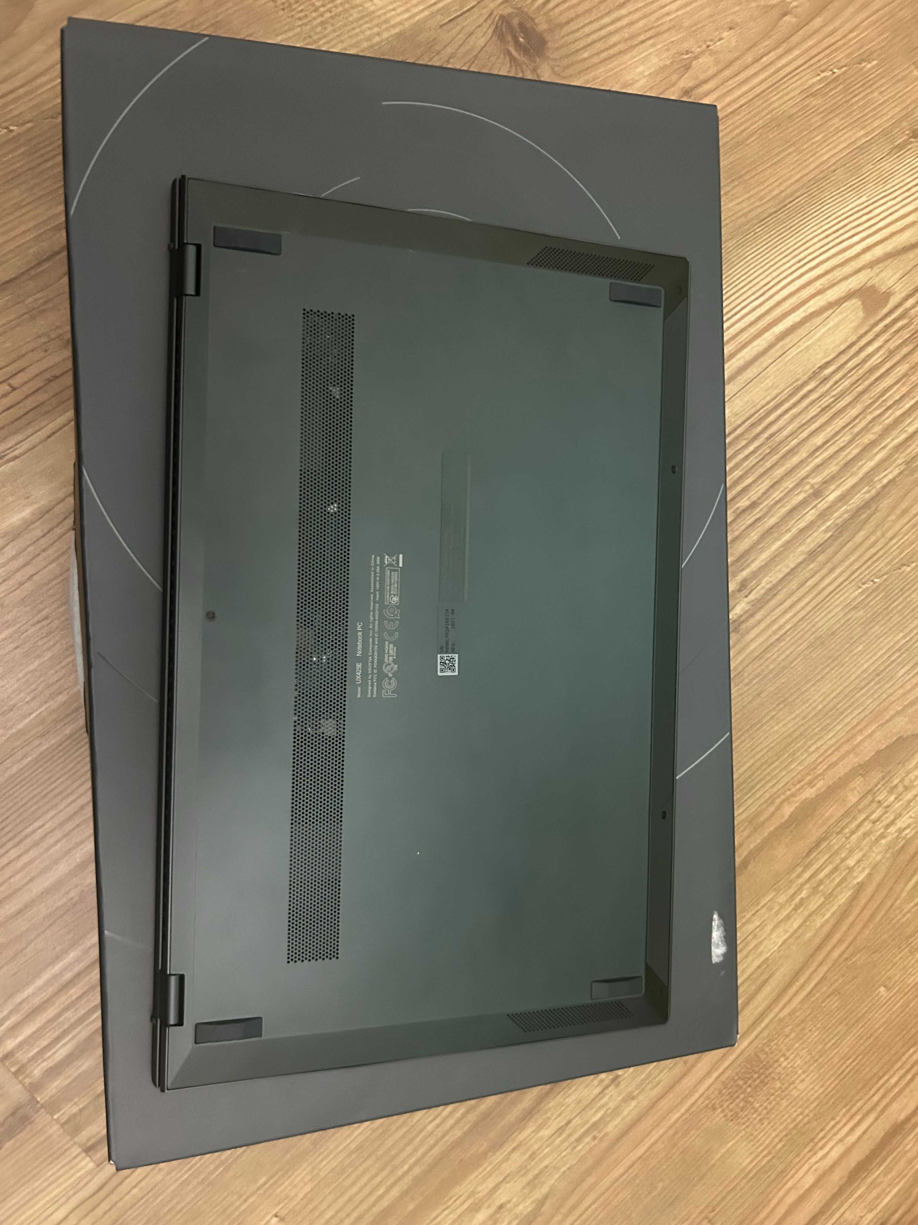 Asus ZenBook UX425E