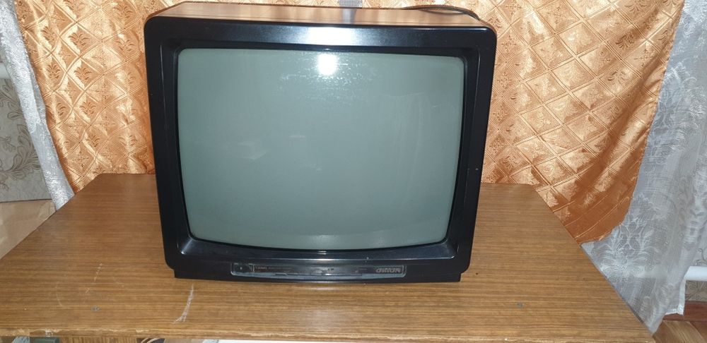 Продаю телевизор