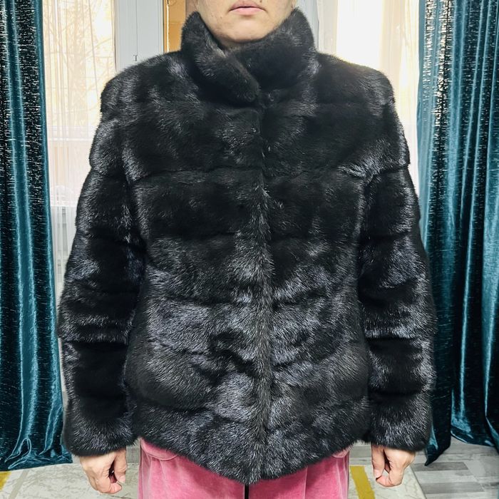 Норкавая шуба почти новая