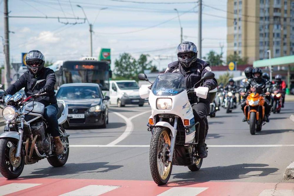 Vand Honda TransAlp PD06 1987 , 600cm , versiunea 50cp