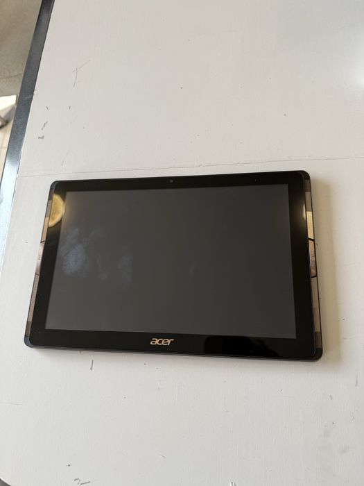 Таблет Acer Iconia Tab10