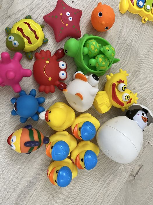Продам детские игрушки