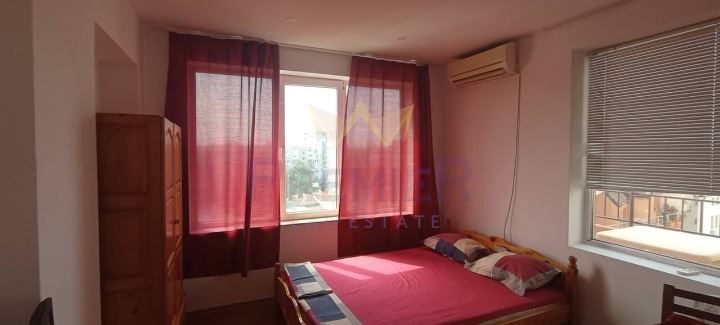 Дава се под наем Тристаен апартамент в Варна, Възраждане 1 - 56 кв.м за 408 € - Снимка #2