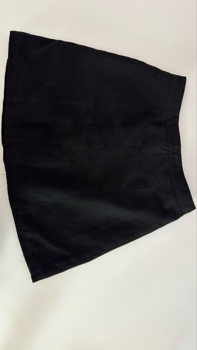 Черна пола от H&M