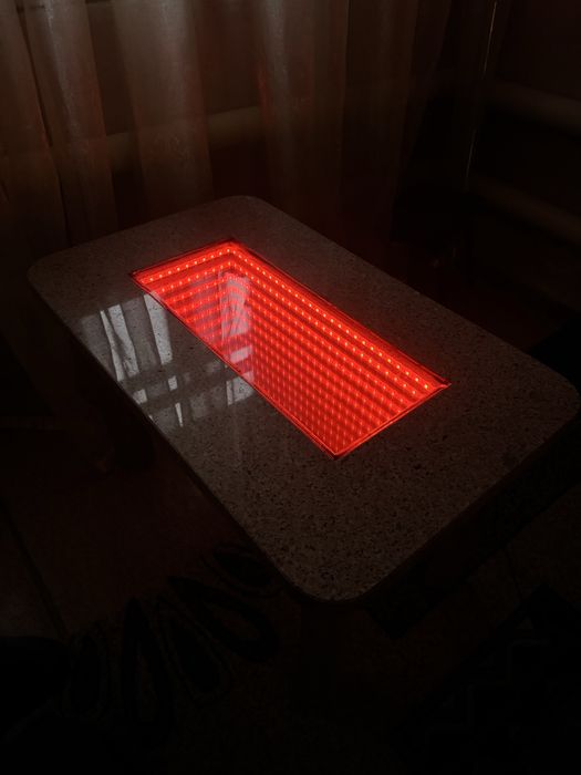 Журнальный стол из камня