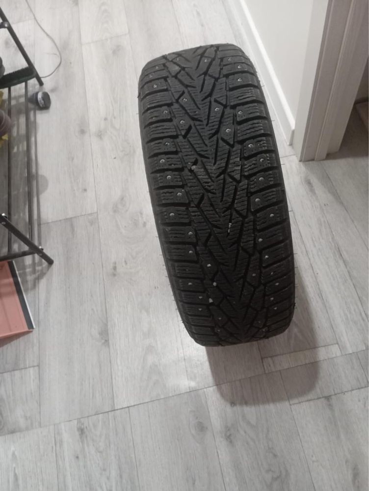 Продам шины Nokian nordman