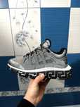 Versace( sau schimb cu versace chain reaction)originali marimea 41