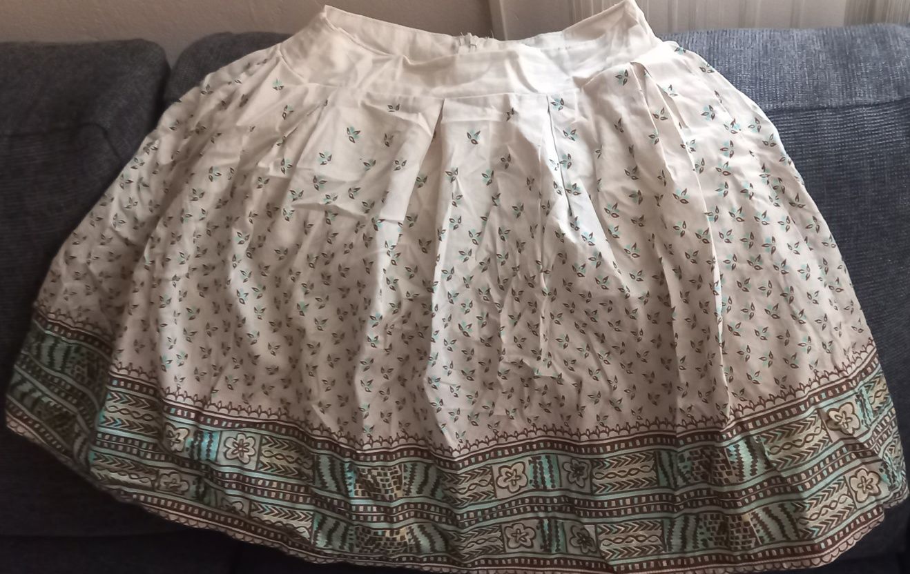 Дамска къса пола