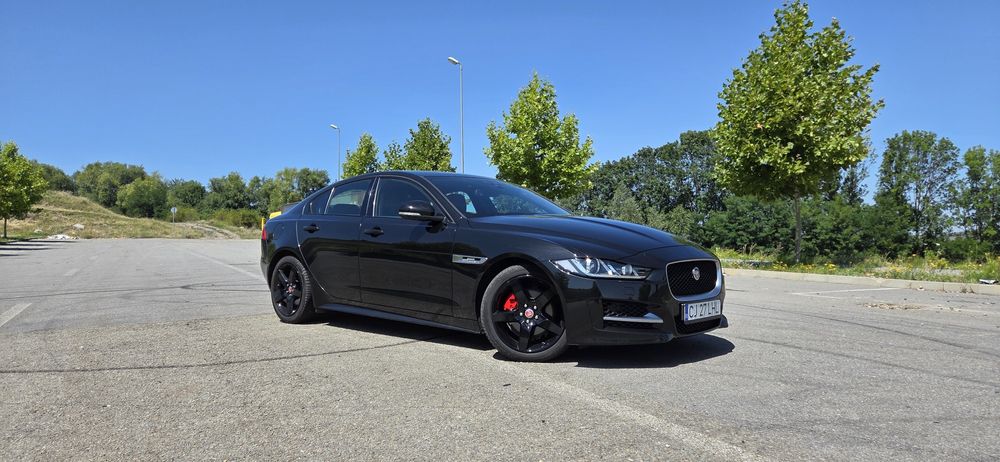 Jaguar XE R Sport