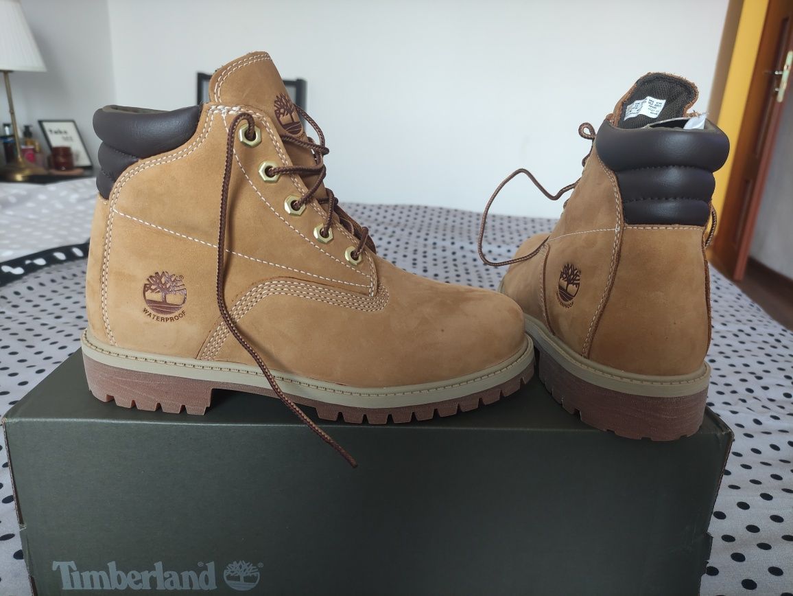 Ghete/bocanci Timberland mărimea 36