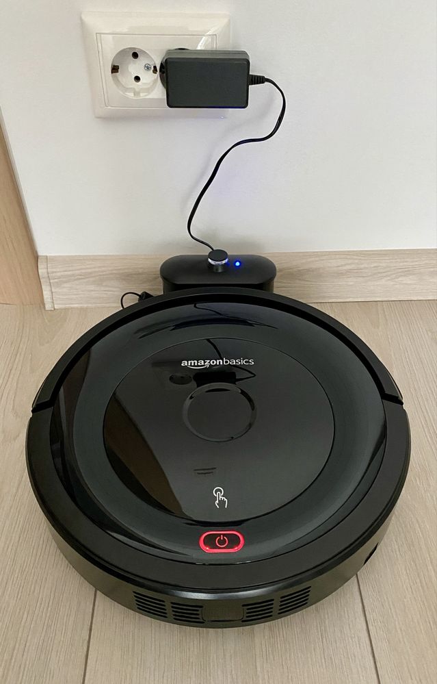 Aspirator robot Amazon Basics ca nou