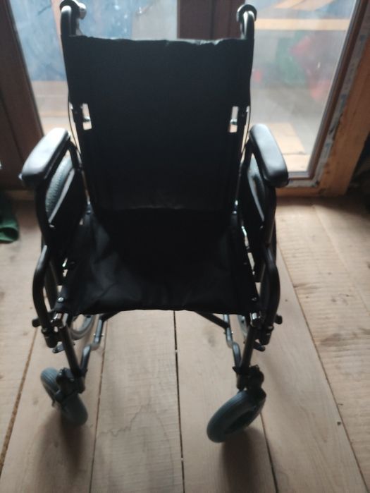 Scaun pentru persoanele cu dizabilități