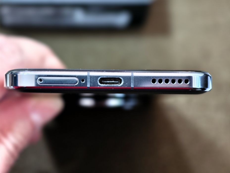 Honor Magic 7Pro 12/512Gb с гаранция