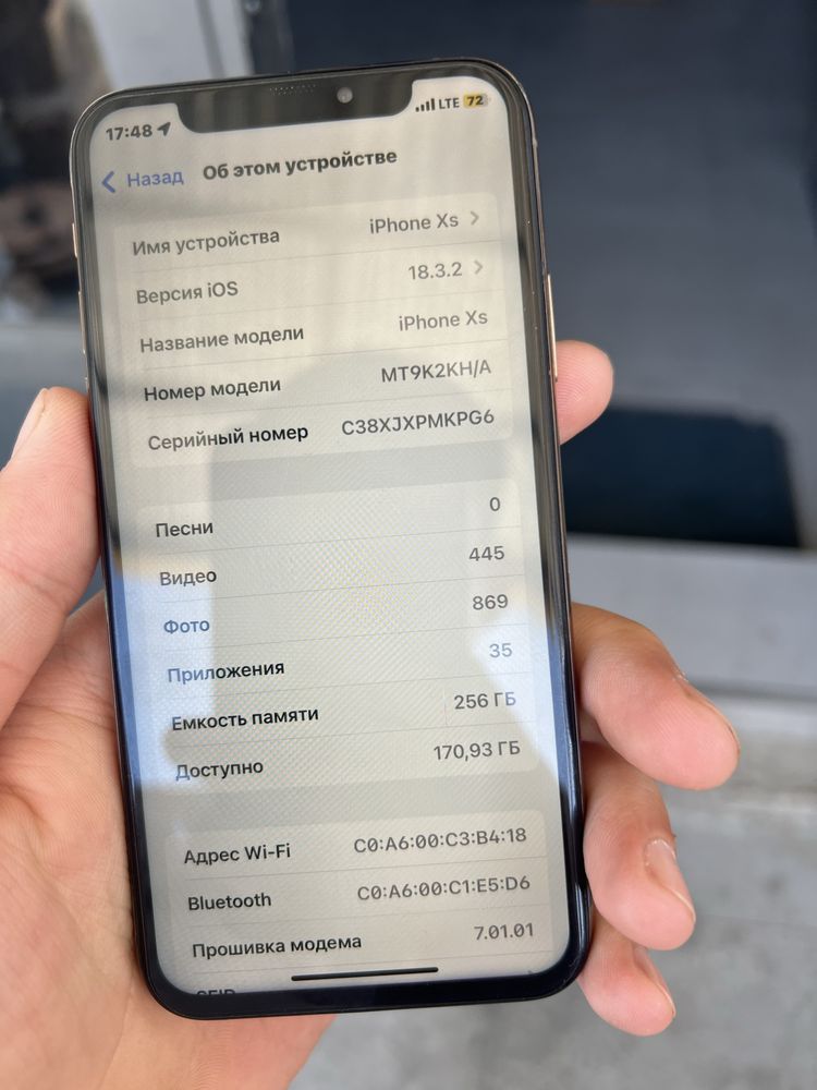 Iphone xs gold 256