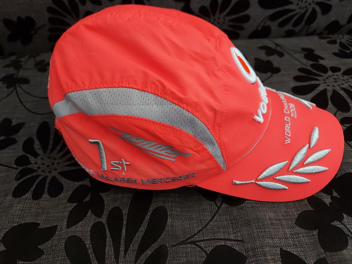 McLaren Mercedes, Hamilton Lewis,,шапка с козирка 58-62 унисекс ,корал