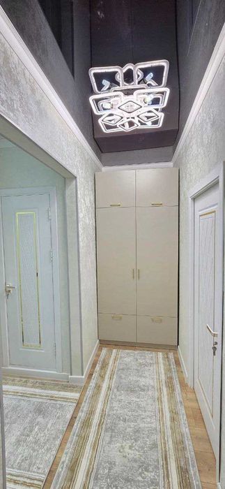 Чилонзор-19 Улучшенка 2в3/3/5 балкон 2/6 меб+тех Ориентир Базарчик