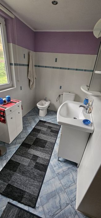 Vand sau schimb cu teren apartament  vila la cheie de 192mp utili  la
