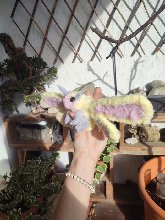 Пухкав молец играчка