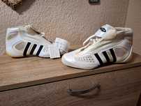 Маратонки adidas
