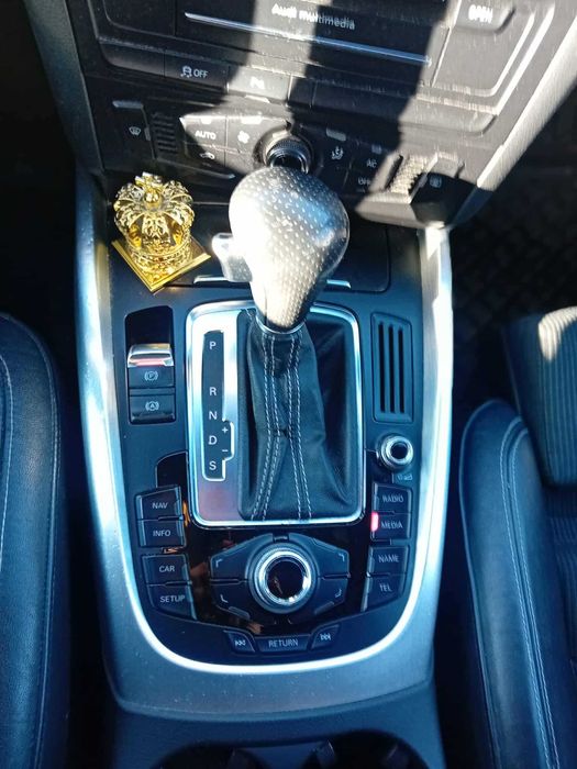 AUDI Q 5 2012  ,12.000 EURO