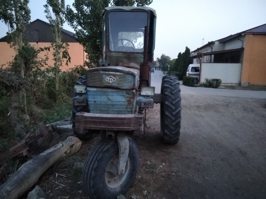 T28 traktor soz xolatda