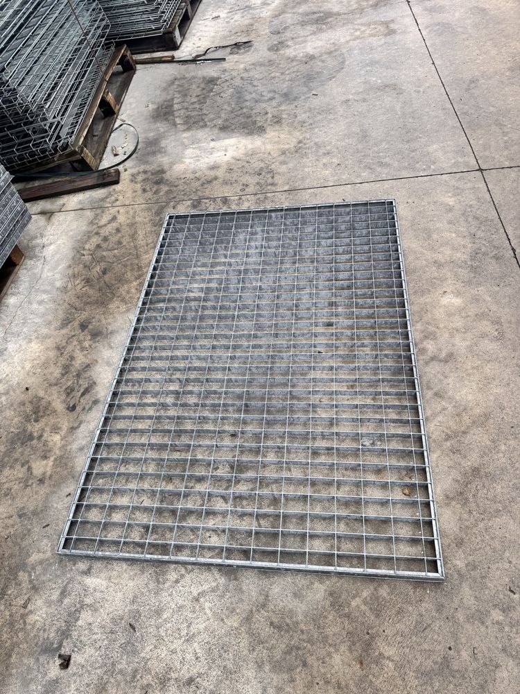 Gratare zincate metalice