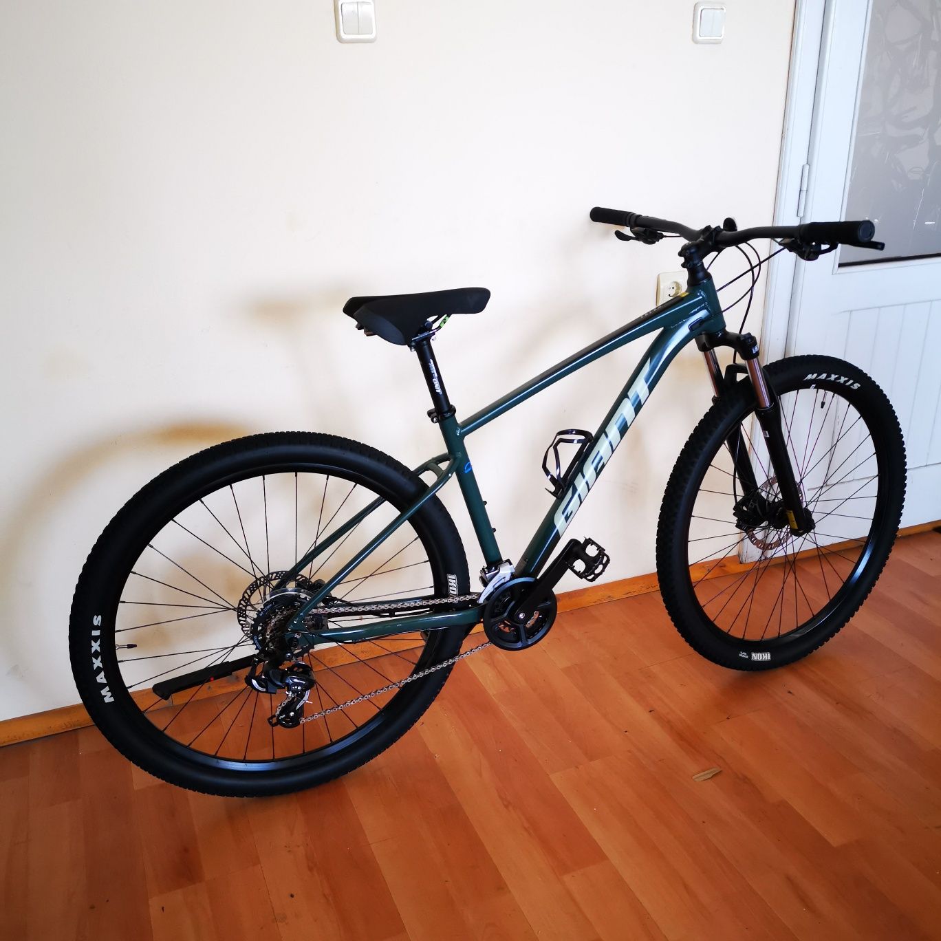 Bicicleta mtb Giant Talon 29