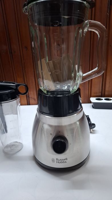 Блендер,шейкър 2в1 Russell Hobbs  1.5 литра, 600 W