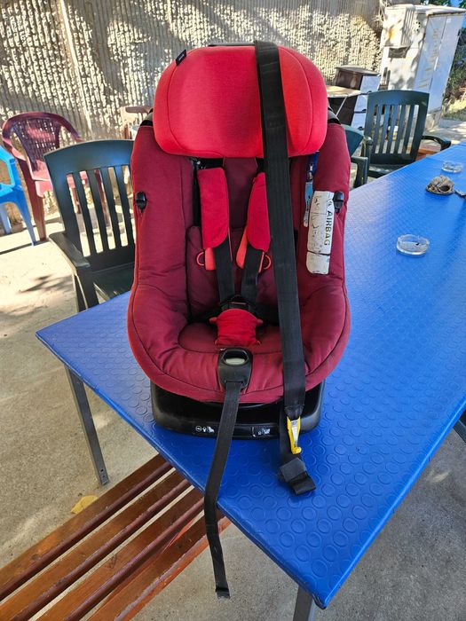 Седалка за кола Maxi Cosi AxissFIX