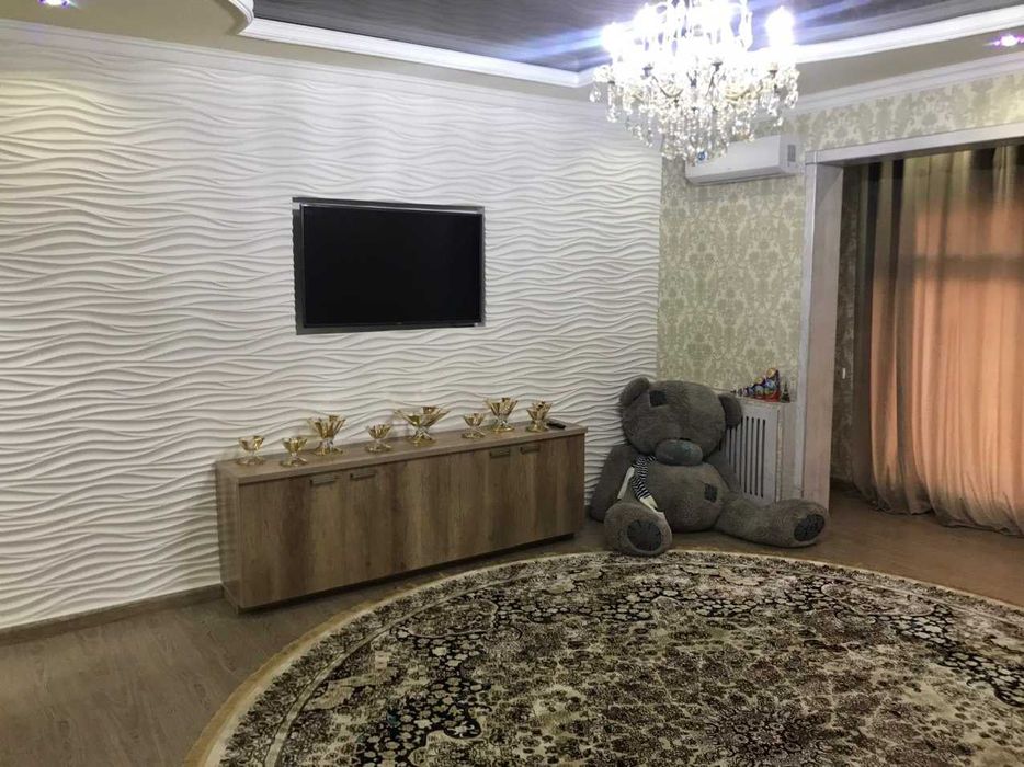 Юнусабад 10 квартал  3/1/5   отдельнный выход
