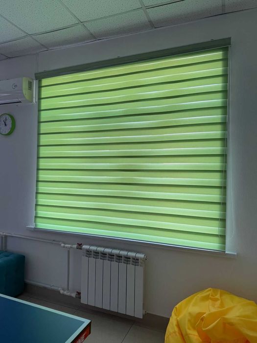 Продаются рулонные шторы (жалюзи)