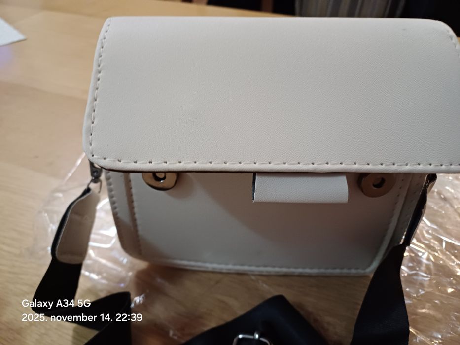 Geanta  de umar noua bej