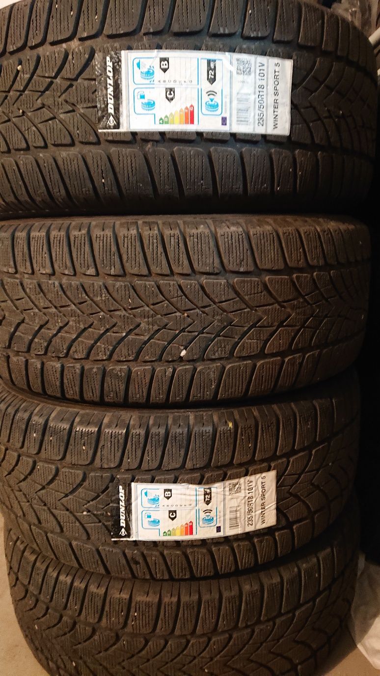 SUV 4 бр Зимни гуми 235/50/R18 Dunlop Winter Sport 4D