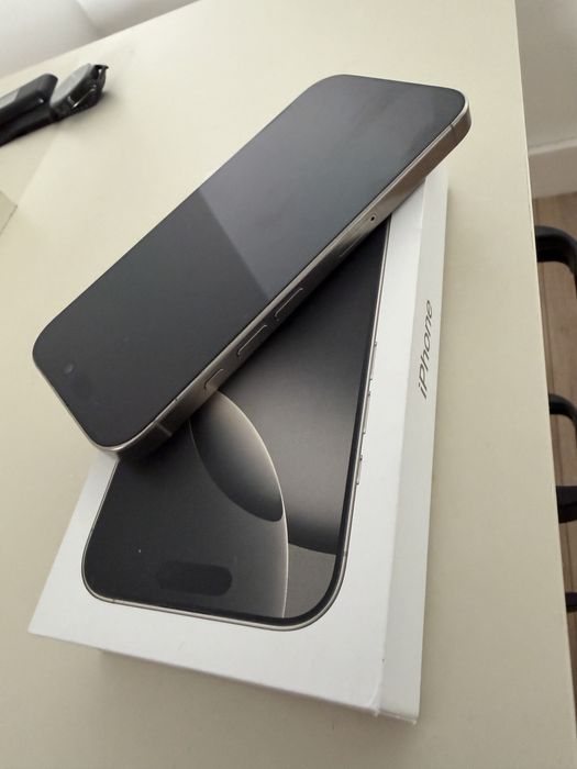 Iphone 16 pro impecabil