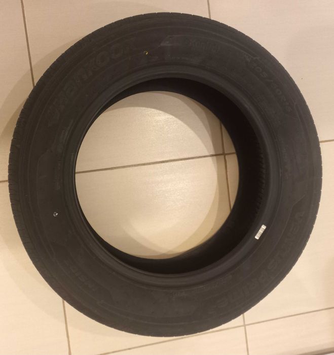 205 60 16 vara Hankook noi