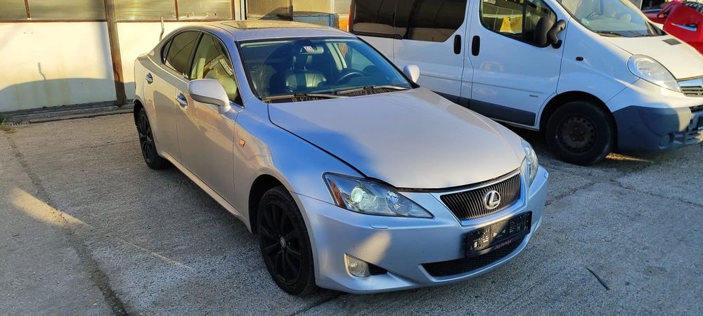 Lexus IS250
