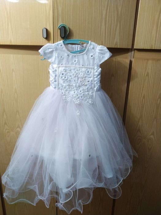 Платье детское нарядное