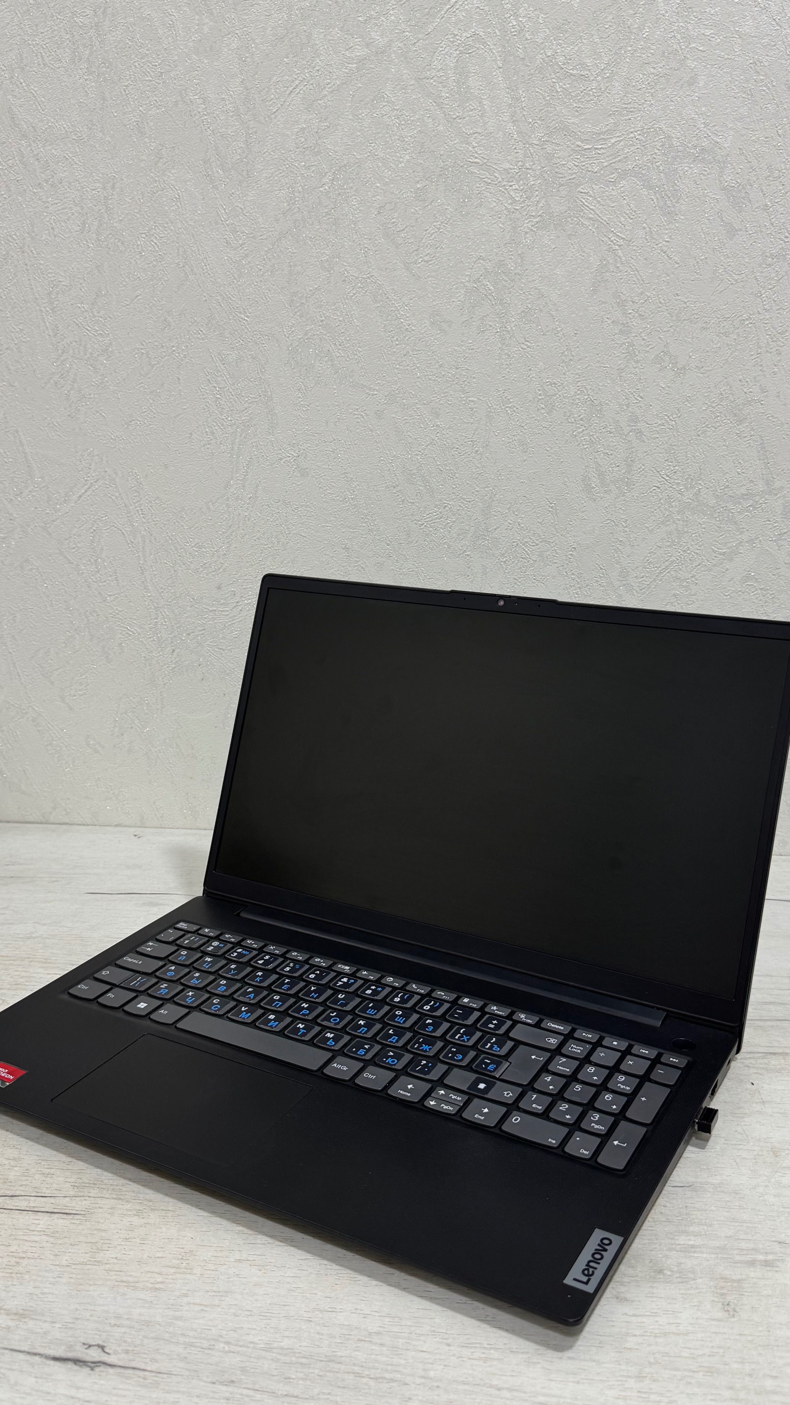 Ноутбук Lenovo V V15 G4 AMN 82YU0080AK Б/У