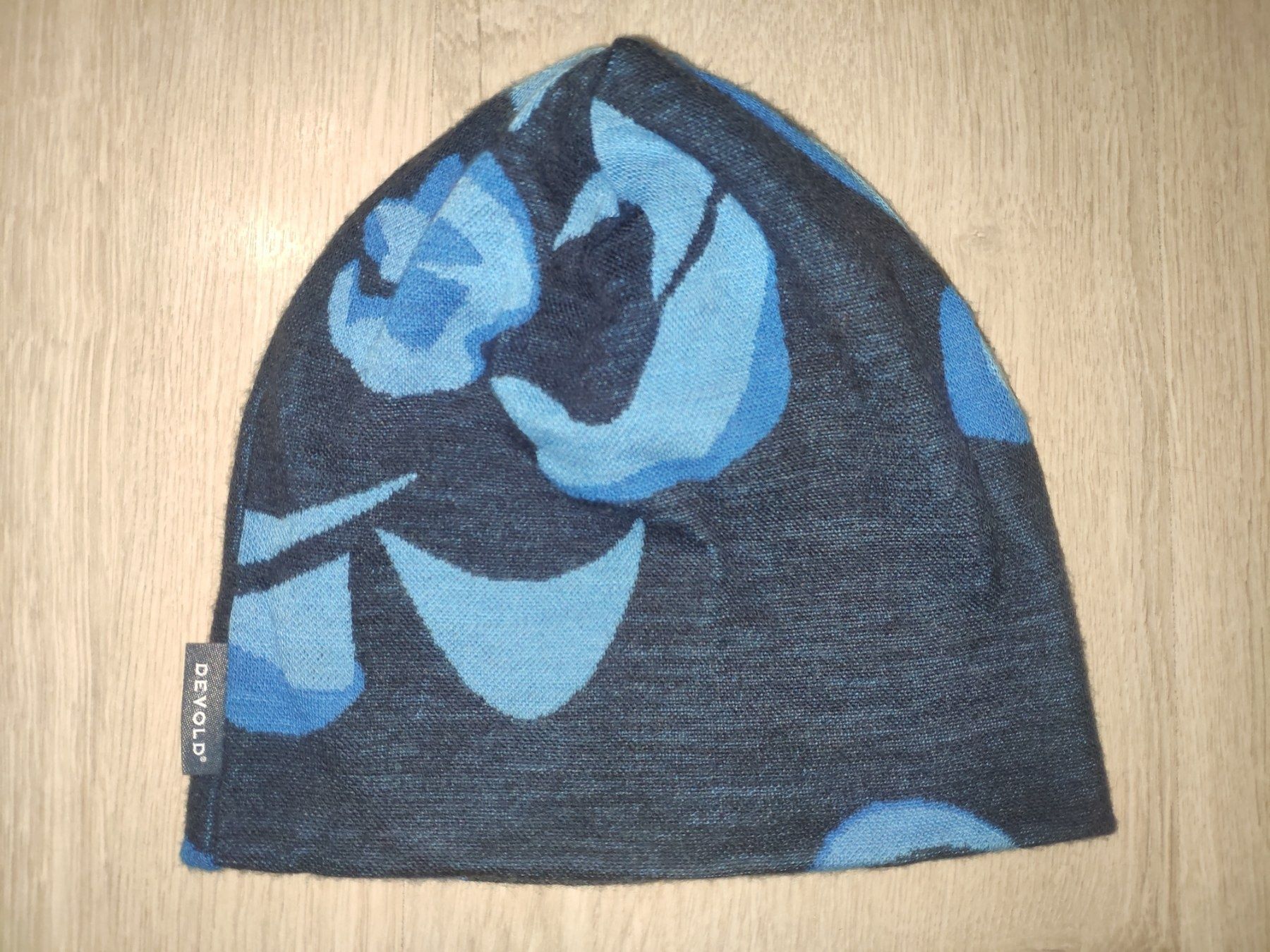 Devold®CAMOFLOWER Merino 230 Beanie, дамска шапка