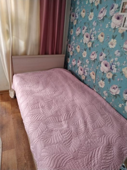 Кровать односпальная