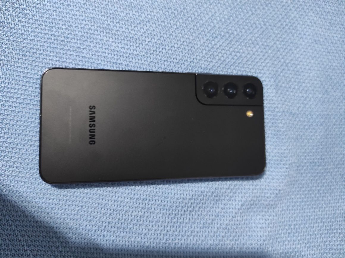 Samsung s22 5G 8/256 GB