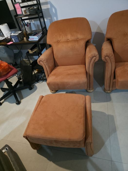 Canapea Luxury Calitate Moderna Cu Fotoliu si Ottoman Ca Noua