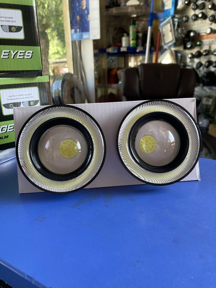 Led халогени с ангелски очи 12V 89mm / лед халогени