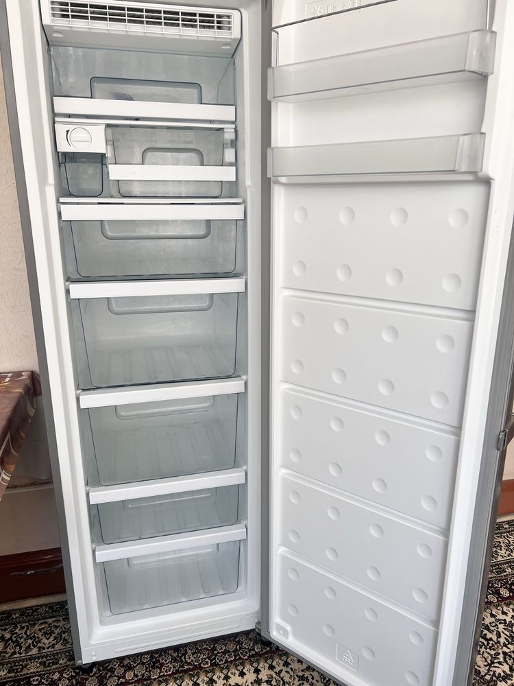 Продам МОРОЗИЛЬНИК Midea б/у