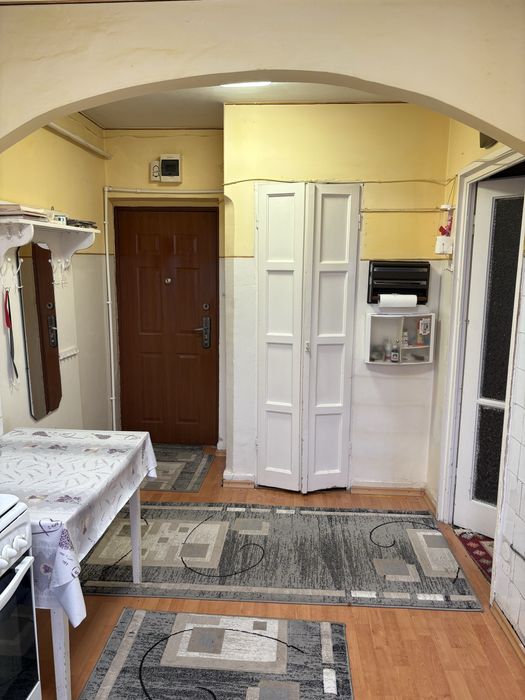 Vând apartament 2 camere