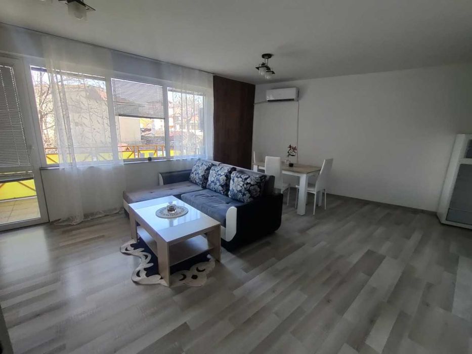 Продава се Двустаен апартамент в Пловдив, Център - 71 кв.м за 1902 €/кв.м - Снимка #3