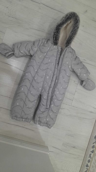 Продам детский зимний комбинезон